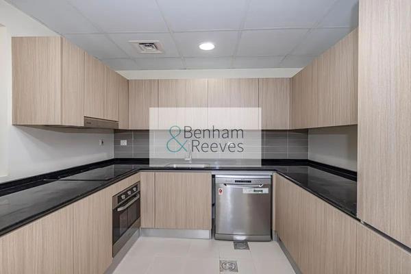 4 bedroom Villa for sale in Dubai under AED 4,100,000